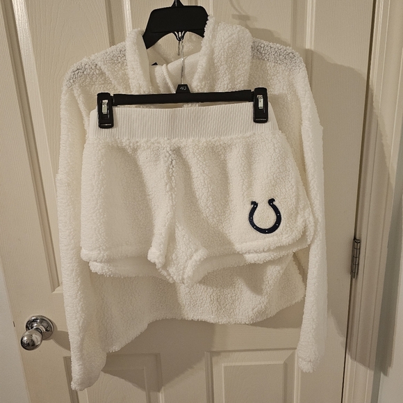 Indianapolis Colts NWT Concepts Sport White Pullover Sweatshirt & Shorts Size L - Picture 5 of 9